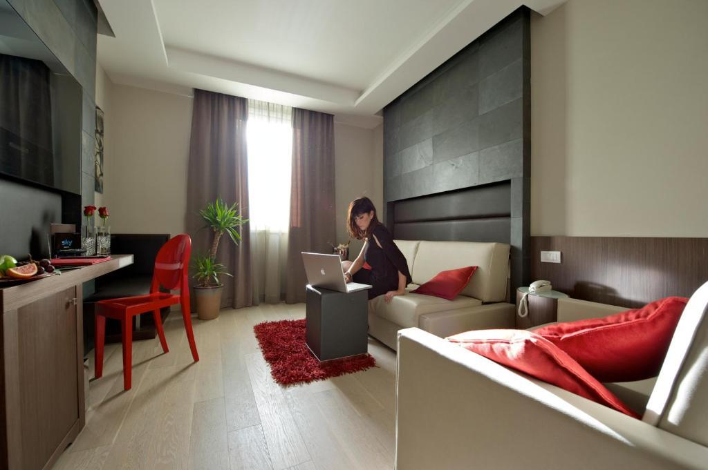 Unahotels Villa Dei Platani Φολίνιο Δωμάτιο φωτογραφία