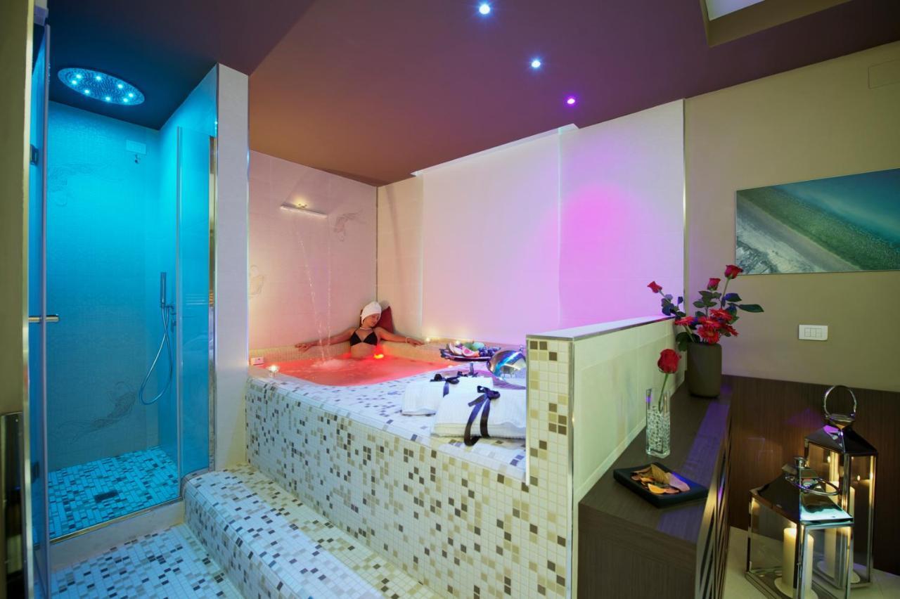 Unahotels Villa Dei Platani Φολίνιο Εξωτερικό φωτογραφία